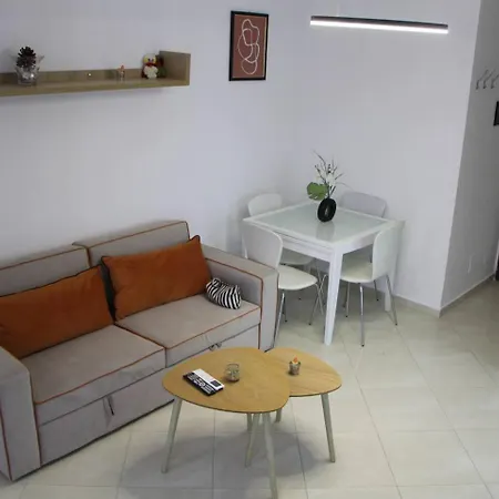 Azure Iris By Adriatic Living Apartment