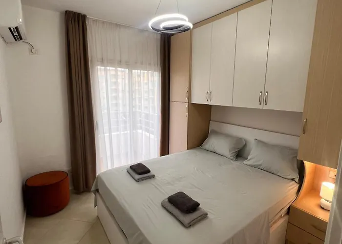 Daire Azure Iris By Adriatic Living