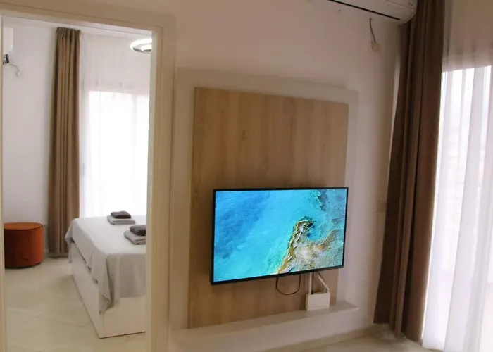 Azure Iris By Adriatic Living